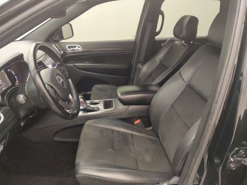 Used 2022 Jeep Grand Cherokee Laredo X image 17