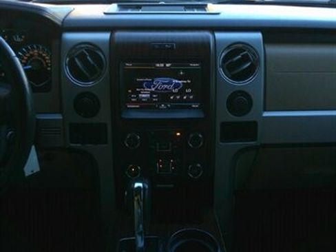 Used 2013 Ford F150 Lariat w/ Luxury Equipment Group image 39