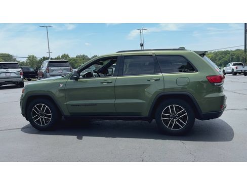 Used 2020 Jeep Grand Cherokee Trailhawk w/ Premium Lighting Group AWD/4WD image 5
