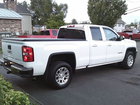Used 2019 GMC Sierra 1500 SLE w/ SLE Value Package AWD/4WD image 5