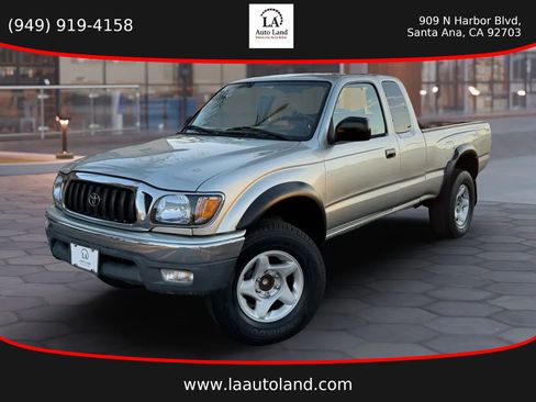 Used 2002 Toyota Tacoma PreRunner image 1