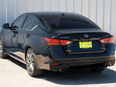 Used 2024 Nissan Altima 2.0 SR image 45