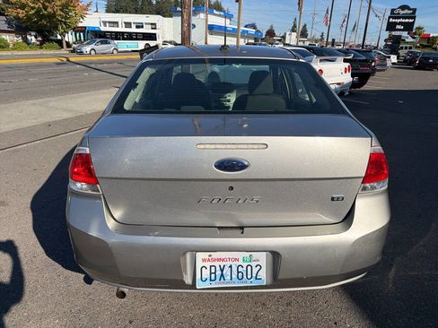 Used 2008 Ford Focus SE image 4