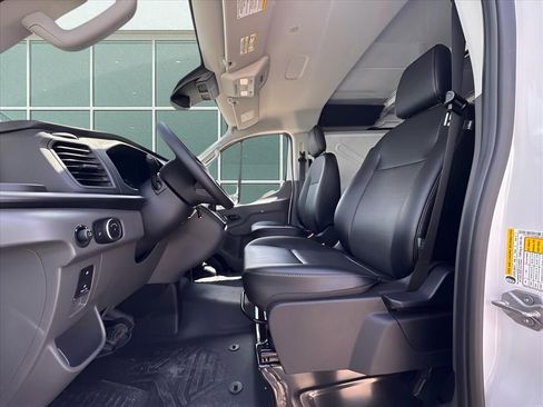 Used 2024 Ford Transit 150 Low Roof RWD image 22