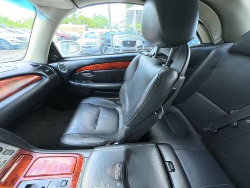 Used 2002 Lexus SC 430 Convertible image 25