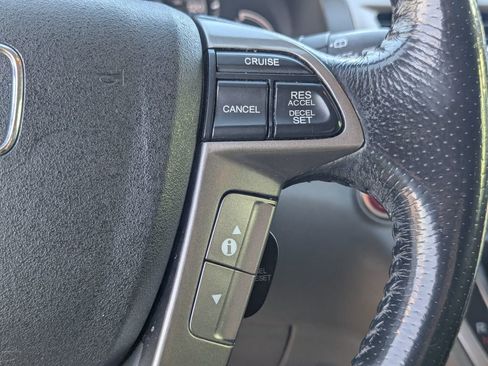 Used 2016 Honda Odyssey Touring image 18