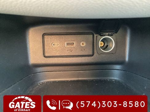 Used 2024 Chevrolet Equinox LT FWD image 22