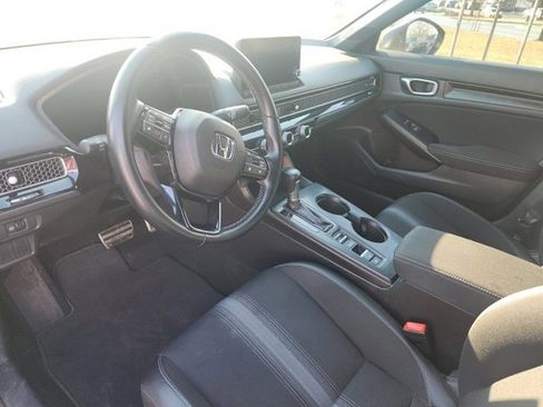 Used 2023 Honda Civic Sport image 16