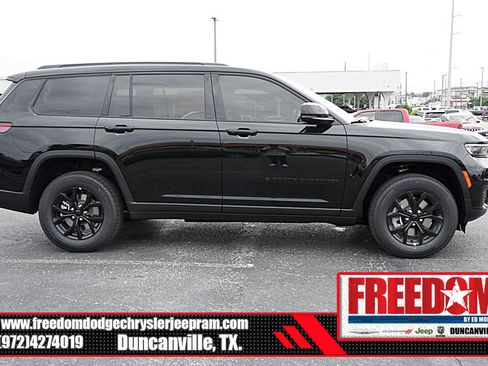 New 2024 Jeep Grand Cherokee L Altitude image 6