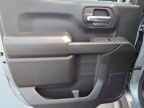 New 2026 Chevrolet Silverado 1500 Custom w/ LPO, Dark Essentials Package image 9