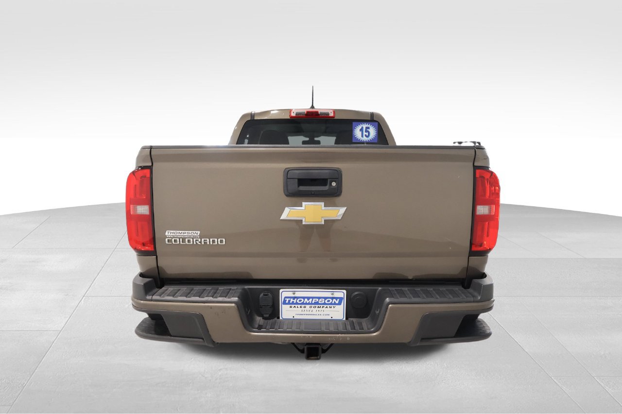 Used 2015 Chevrolet Colorado Z71 AWD/4WD image 2