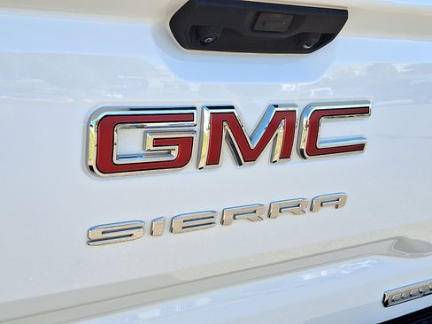 Used 2025 GMC Sierra 1500 Elevation AWD/4WD image 29