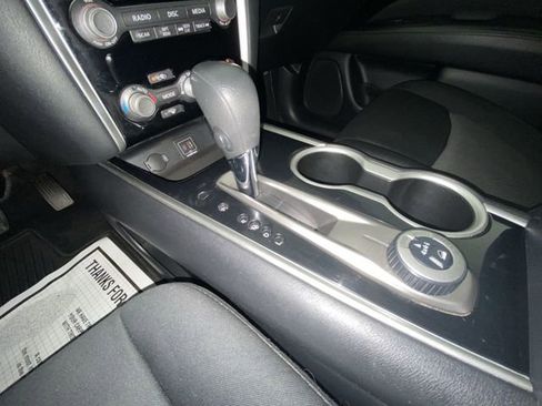 Used 2019 Nissan Pathfinder S AWD/4WD image 19