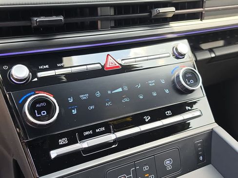 New 2026 Hyundai Santa Fe Calligraphy FWD image 33