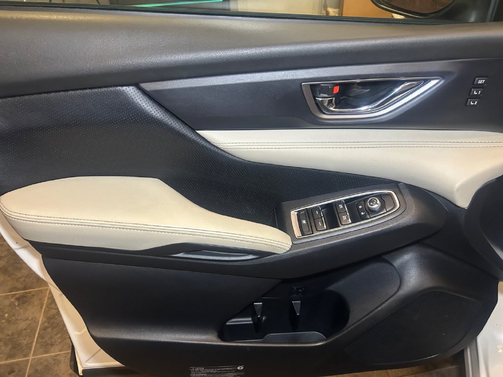 Used 2020 Subaru Ascent Limited AWD/4WD image 16