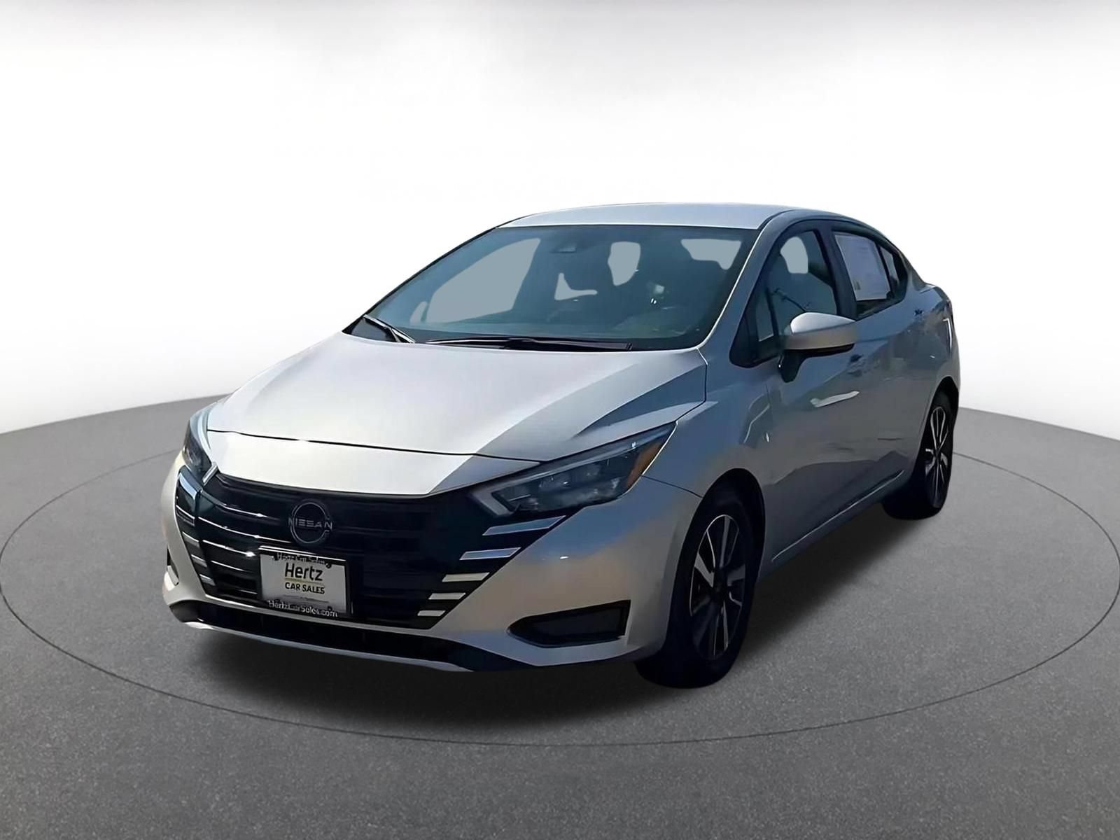 Used 2025 Nissan Versa SV FWD image 6