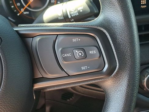 Used 2025 Jeep Wrangler Sport AWD/4WD image 21