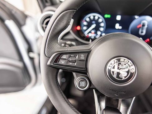 New 2025 Alfa Romeo Giulia AWD w/ Driving Assist Package image 25