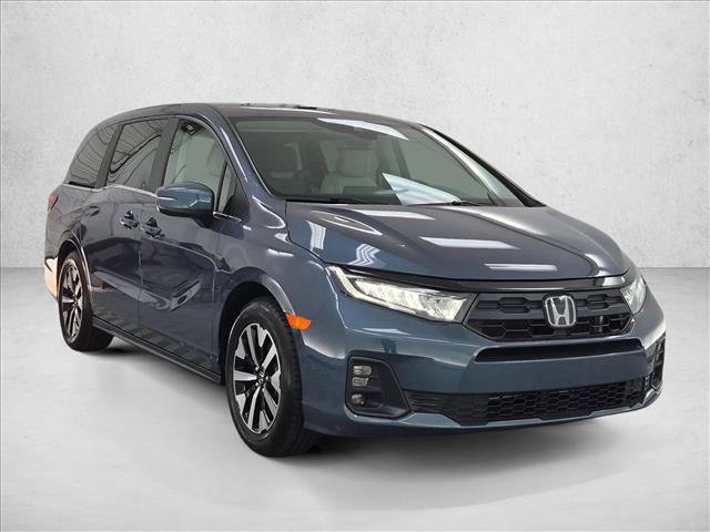 Used 2025 Honda Odyssey EX-L image 3