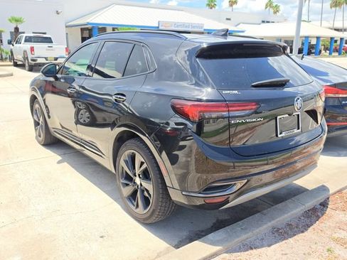 Used 2021 Buick Envision Essence w/ Sport Touring Package FWD image 4