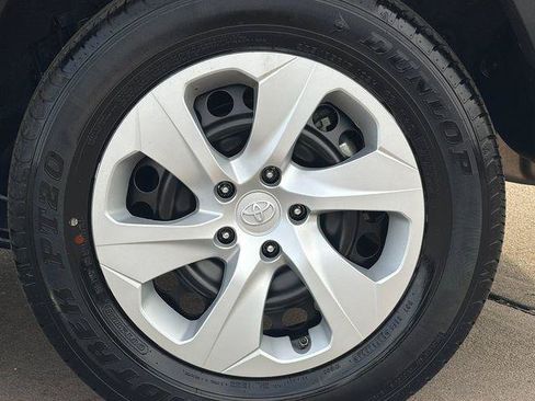Certified 2025 Toyota RAV4 LE FWD image 30