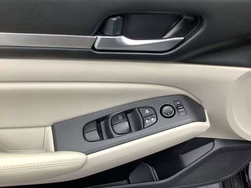 Certified 2022 Nissan Altima 2.5 SV image 23