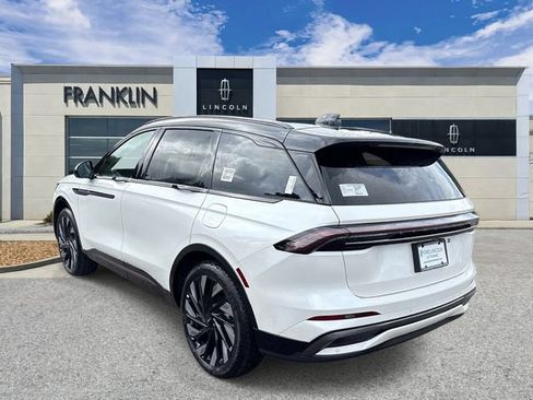 New 2026 Lincoln Nautilus Reserve AWD/4WD image 5