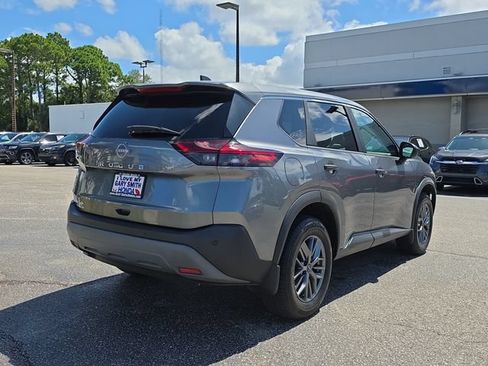 Used 2023 Nissan Rogue S FWD image 4