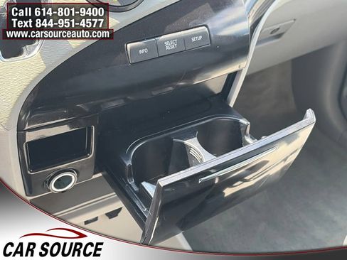 Used 2011 Toyota Sienna LE w/ Towing Pkg FWD image 24