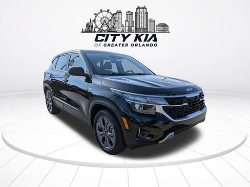 Certified 2026 Kia Seltos LX FWD image 8