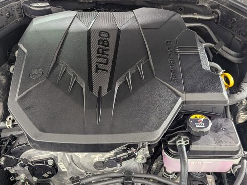 Used 2026 Genesis G70 2.5T RWD image 12