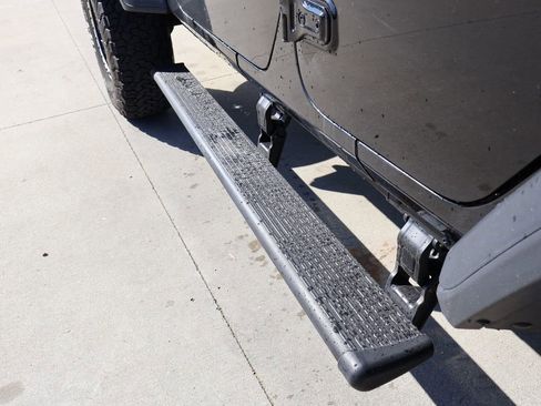 Used 2019 Jeep Wrangler Unlimited Rubicon AWD/4WD image 10