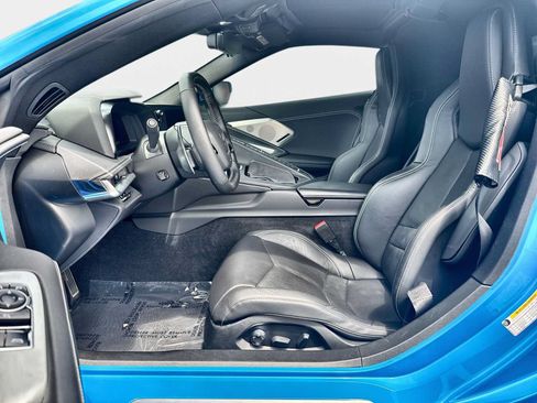 Used 2022 Chevrolet Corvette Stingray Preferred Cpe w/ Z51 Performance Package RWD image 10