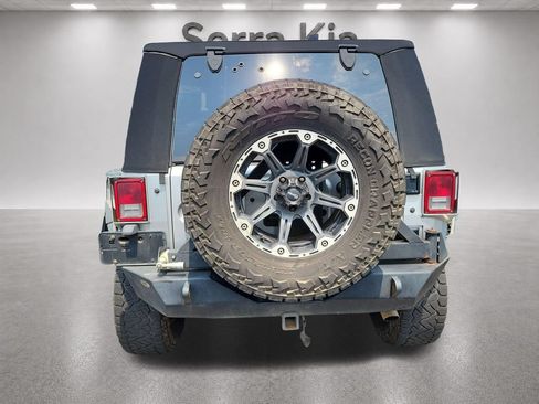 Used 2011 Jeep Wrangler Sahara AWD/4WD image 3