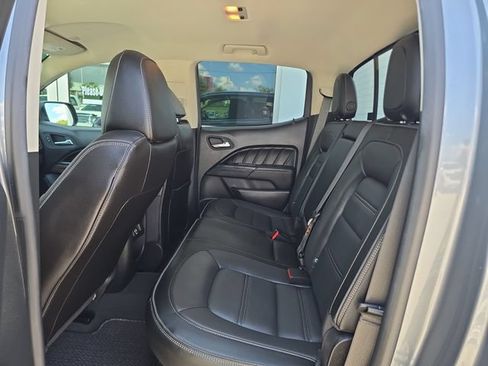 Certified 2022 GMC Canyon Denali RWD image 15