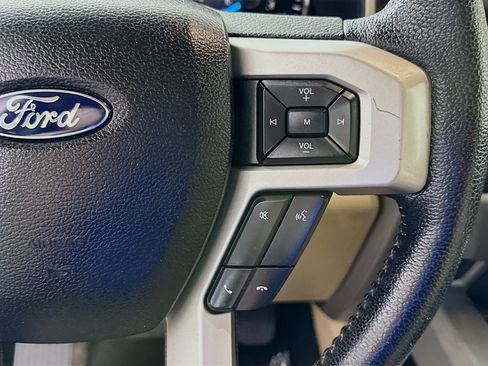 Used 2015 Ford F150 Lariat w/ Equipment Group 502A Luxury AWD/4WD image 15