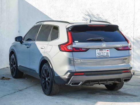 Used 2025 Honda CR-V Sport Touring image 6