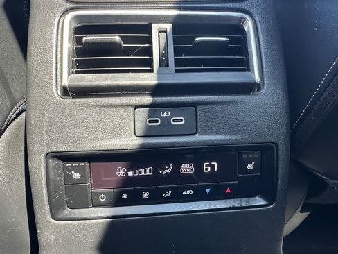 Used 2024 MAZDA CX-90 Plug-In Hybrid w/ Premium Plus image 26