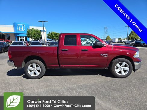 Used 2024 RAM 1500 Classic SLT AWD/4WD image 18