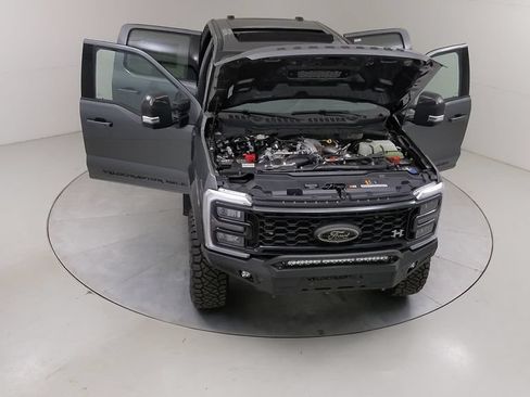 New 2026 Ford F250 Lariat w/ Black Appearance Package AWD/4WD image 50