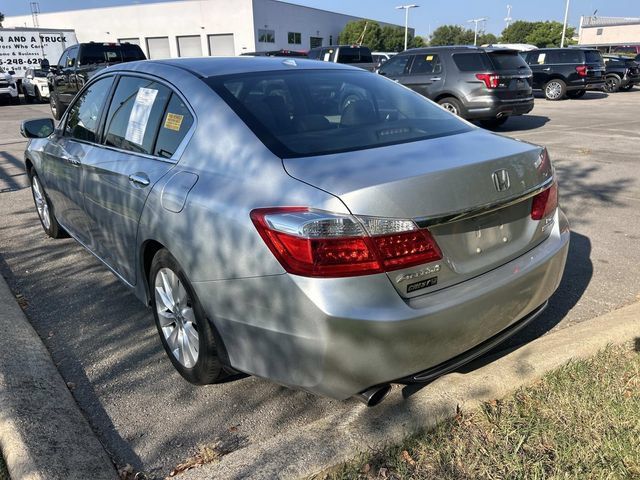 Used 2013 Honda Accord Touring image 8