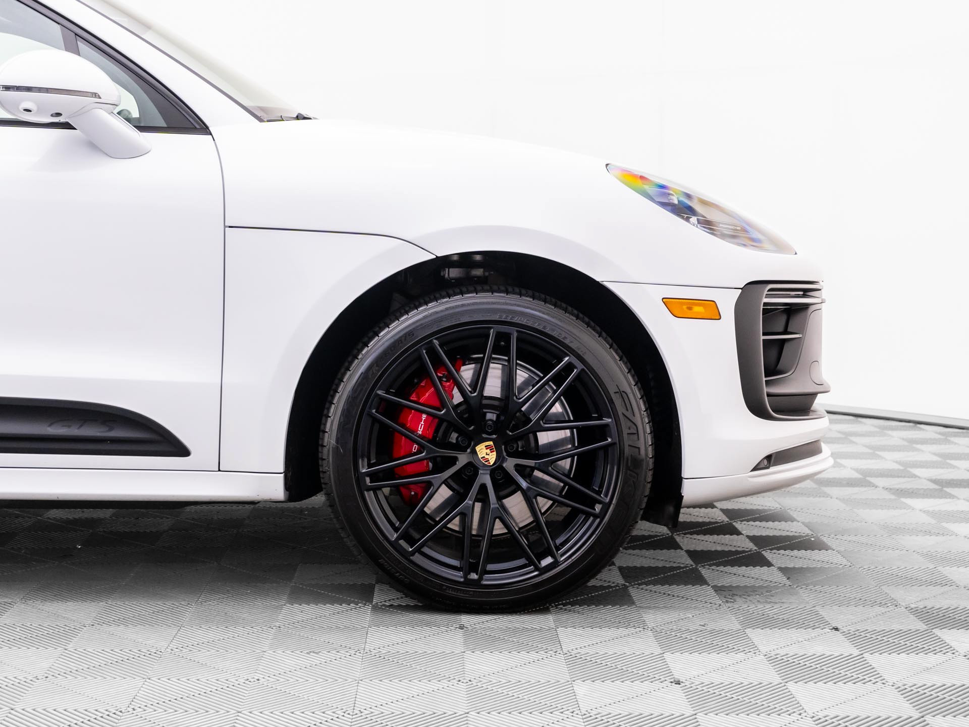 Certified 2023 Porsche Macan GTS AWD/4WD image 30