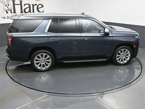 Used 2021 Chevrolet Tahoe Premier w/ Premium Package image 40