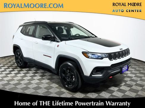Used 2024 Jeep Compass Trailhawk AWD/4WD image 1