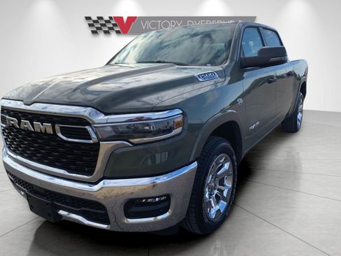 New 2026 RAM 1500 Big Horn AWD/4WD image 4