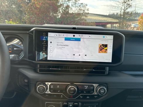 Certified 2024 Jeep Wrangler High Altitude image 16