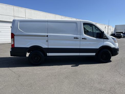 Used 2023 Ford E-Transit Low Roof w/ Load Area Protection Package RWD image 15