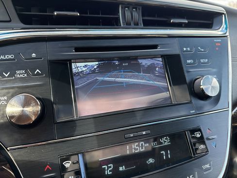 Used 2014 Toyota Avalon XLE Premium image 20