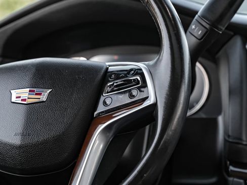 Used 2018 Cadillac Escalade Luxury RWD image 17