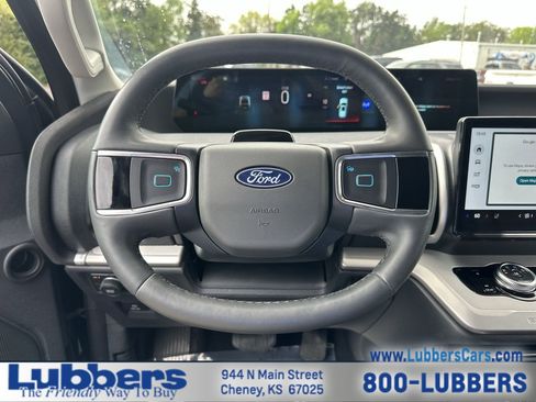 Used 2025 Ford Expedition Max Active image 14